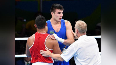 'Bahodir Jalolov zarbidan nokautga uchragan amerikalik  bokschi'ning rasmi