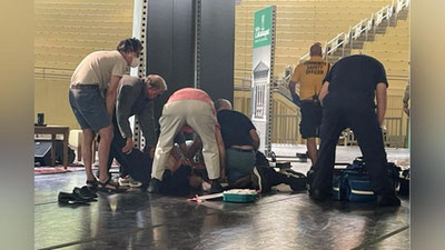 Изрображение 'В Нью-Йорке совершено покушение на британского писателя Салмана Рушди (видео)'