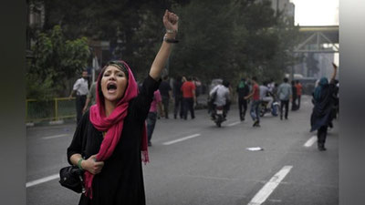 'Eronda "mitinglar" avj oldi (video)'ning rasmi