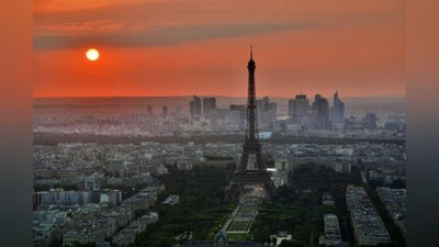 'Parijda pichoq bilan qurollangan shaxs yo`lovchilarga hujum qildi'ning rasmi