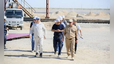 '“Ўзбекнефтгаз”: Бошқарув раиси бошчилигидаги “Ишчи гуруҳ” аъзолари томонидан Бухоро нефтни қайта ишлаш заводидаги ишлаб чиқариш, реконструкция ва модернизация ишлари ҳолати ўрганилди'ning rasmi