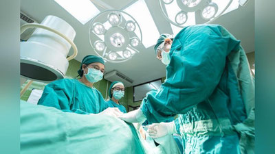 Изрображение 'Хирурги в Кашкадарье спасли парня, проглотившего швейную иглу'