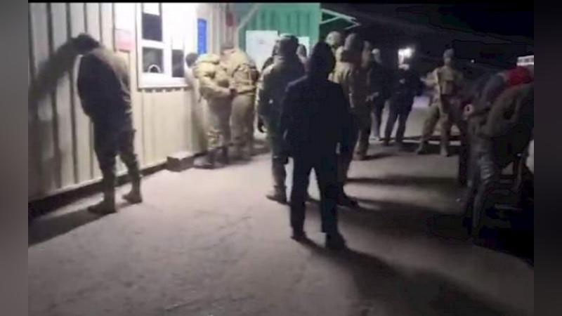 'Qirg`iziston O`zbekiston chegara punda sakkiz nafar chegarachi qo`lga olindi(video)'ning rasmi