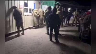 'Qirg`iziston O`zbekiston chegara punda sakkiz nafar chegarachi qo`lga olindi(video)'ning rasmi
