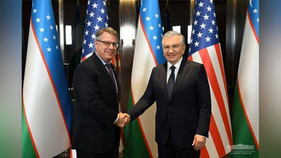 'Shavkat Mirziyoev AQSh kompaniyasi bilan O`zbekiston energetikasini rivojlantirish bo`yicha “master rejasi”ni muhokama qildi'ning rasmi