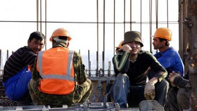 'Россияда ишлаш истагида бўлган фуқароларга бўш иш ўринлари таклиф этилди'ning rasmi