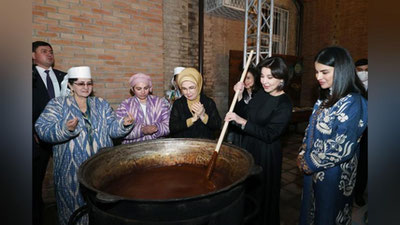 'Зироат Мирзиёева ва Эмине Эрдoған сумалак базмида иштирок этди (фото) 'ning rasmi