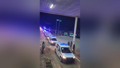 Изрображение 'Узбекистан и Туркменистан обменялись подарками (видео)'