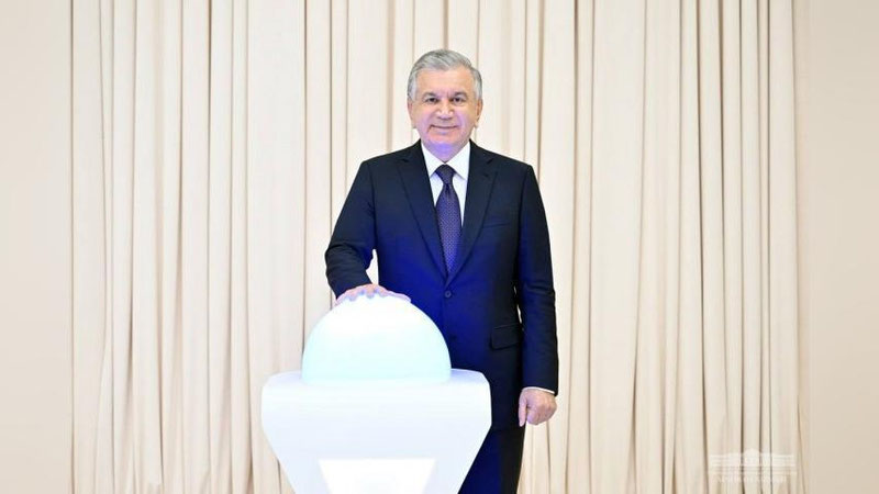 Изрображение 'Президент запустил деятельность новых предприятий в Джизакской области'