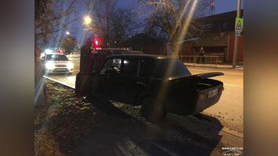 'Qashqadaryoda yo`lni kesib o`tayotgan piyodani "Vaz" urib yubordi(video)'ning rasmi