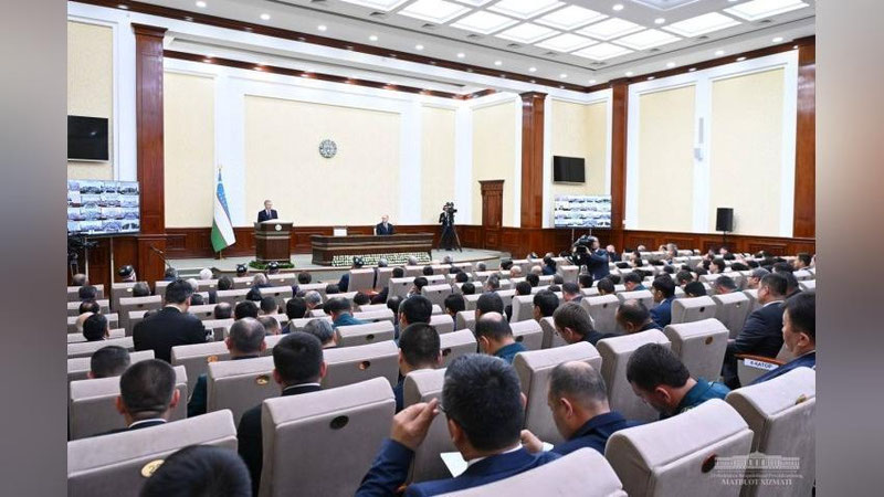 Изрображение 'Президент: "Когда приходит самоотверженный хоким, люди сразу чувствуют это"'