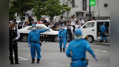 Изрображение 'В Японии мужчина изрезал школьников на остановке: 2 погибли, 16 пострадали'