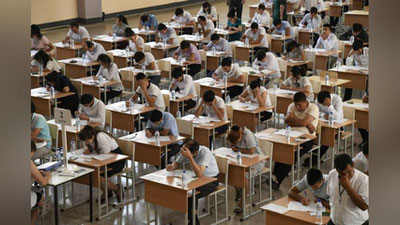 '2 mingdan ziyod maktabning bironta o`quvchisi oliy o`quv yurtiga kira olmagan'ning rasmi