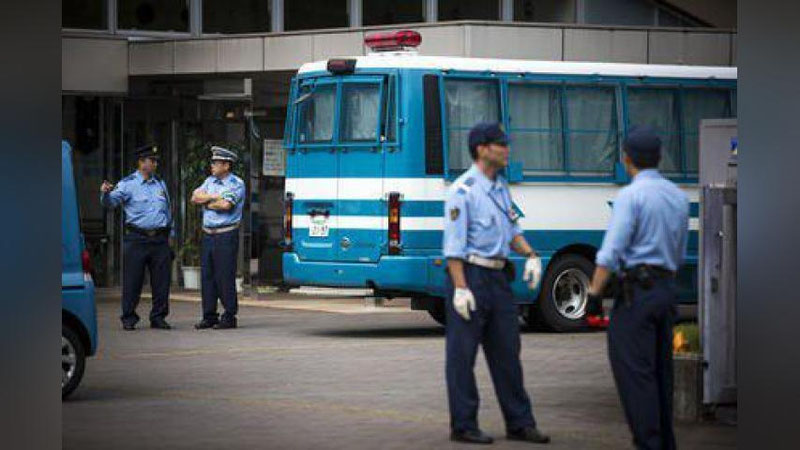 'Yaponiyada kredit kompaniyasining xodimi hamkasblariga qarata o`t ochdi'ning rasmi