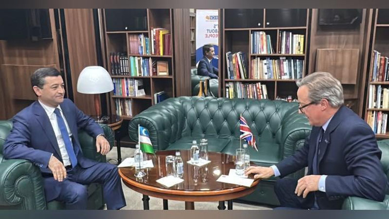 'Tashqi ishlar vaziri Baxtiyor Saidov Devid Kemeron bilan uchrashdi'ning rasmi