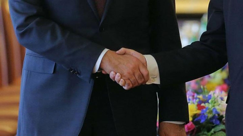 'AQShning Afg`oniston bo`yicha vakili mamlakatdagi vaziyat yuzasidan Evropa va Osiyoga safar qiladi'ning rasmi