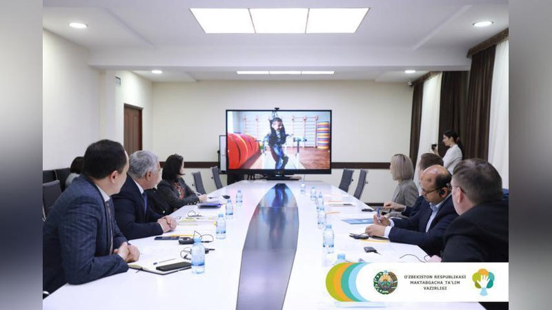 'Ўзбекистонда мактабгача ёшдаги болаларни реабилитация қилиш бўйича ЖССТ билан ҳамкорлик қилинади'ning rasmi