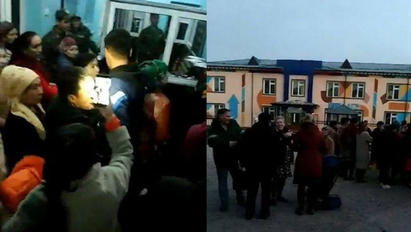 'Angren GRES qo`rg`onidagilar issiq suv berilmayotganidan norozi bo`ldi (Video)'ning rasmi