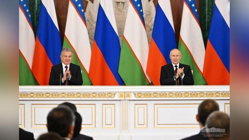 Изрображение 'Главы Узбекистана и России подписали 11 документов по итогам переговоров в Москве'