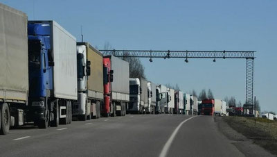 'Polsha 1 iyundan boshlab Rossiya va Belarus yuk mashinalari uchun chegarani yopadi'ning rasmi