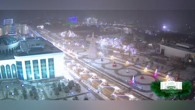 'Taymlaps-video: poytaxtda bosh archaning o`rnatilishi'ning rasmi