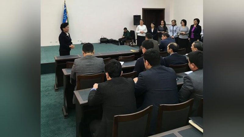 '​«Ватан ҳимоячилари куни» муносабати билан Мактабгача таълим вазирлигида байрам тадбири бўлиб ўтди'ning rasmi