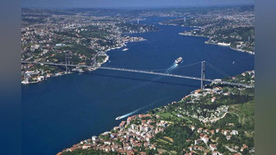 '"Туркия Босфор буғозини ёпгани билан Россия флоти ундан ўтиш ҳуқуқига эга" – Туркия ташқи ишлар вазири'ning rasmi