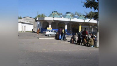 'YoShLAR ITTIFOQI TOMONIDAN MARDIKOR BOZORLARIDAGI YoShLARNING FAOLIYaTI O`RGANILDI'ning rasmi