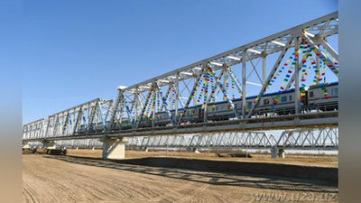 Изрображение 'ВИДЕОХРОНИКА: 2-Й ДЕНЬ ВИЗИТА ШАВКАТА МИРЗИЁЕВА В ТУРКМЕНИСТАН'