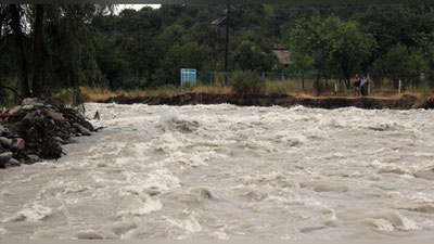 'FVV: Sel oqimlaridan faqat qochib qutulish mumkin 'ning rasmi