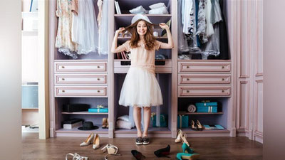 'OYoQLARIMDAN UYaLAMAN, DEYSIZMI? 'ning rasmi