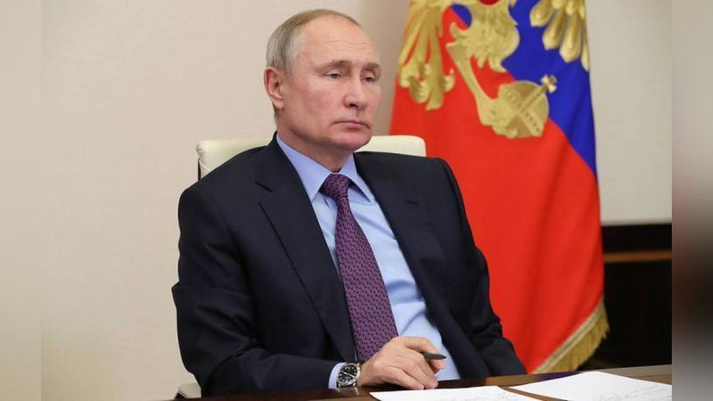 'Men fuqarolarning majburiy emlanishiga qarshiman — Putin'ning rasmi