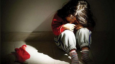 'Navoiyda ayol "yigiti"dan qasd olish maqsadida benikoh tug`ilgan o`z qizini mutassil turli yo`llar bilan qiynab kelgan'ning rasmi