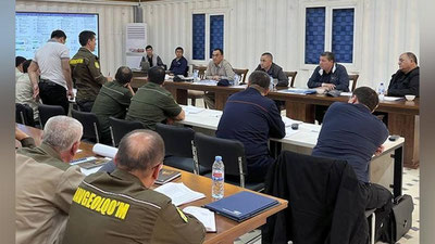 Изрображение 'Глава "Узбекнефтегаза" провел выездное совещание в штабе месторождения "Шуртан"'