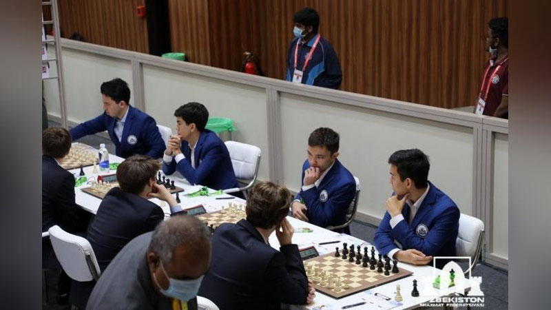 'FIDE dekabr oyi uchun 10 nafar etakchi shaxmatchilar ro`yxatini e`lon qildi. Ro`yxatda o`zbekistonliklar ham bor'ning rasmi