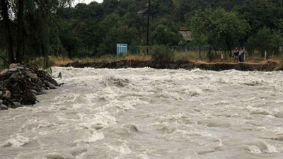 'Бугун Ўзбекистонда 38 даража иссиқ бўлади, икки вилоят ҳудудида сел-сув тошқинлари бўлиши кутилмоқда'ning rasmi