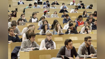 'Davlat granti va to`lov-kontraktda o`qiydigan talabalar bir xil miqdorda stipendiya oladi'ning rasmi