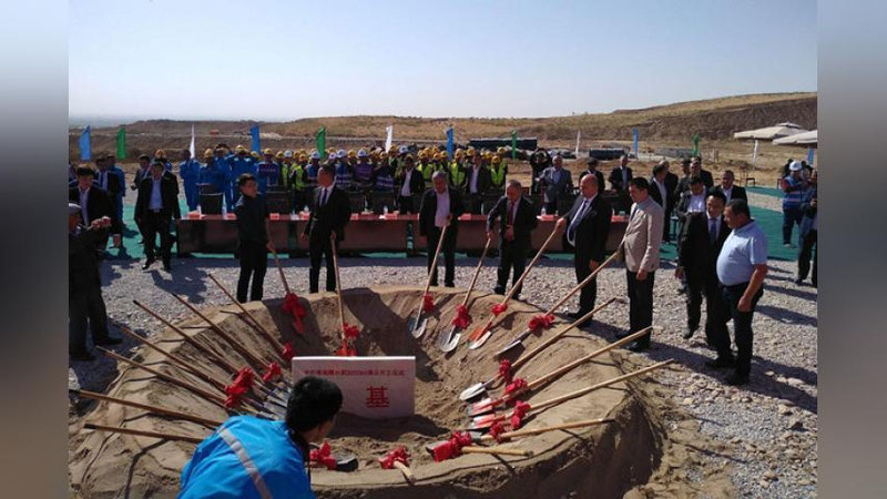 'Kitobda sement zavodiga tamal toshi qo`yildi'ning rasmi