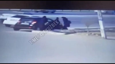 'Бухорода ҳайдовчи ўзи билан жанжаллашган аёлни машинасида босиб кетди'ning rasmi