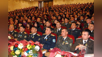 '60 ta xonadon harbiy xizmat chog`ida halok bo`lganlarning oilalariga topshirildi'ning rasmi