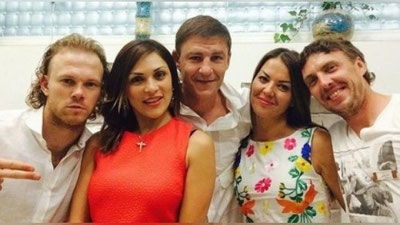 Изрображение 'СПУТНИЦЫ ЖИЗНИ ИЗВЕСТНЫХ ФУТБОЛИСТОВ УЗБЕКИСТАНА (ФОТО)'