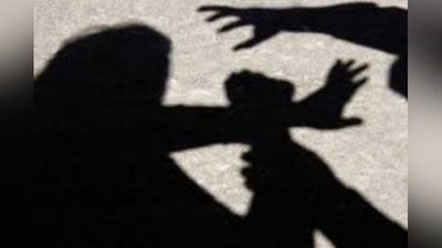 'Farg`onada kelinini urgan qaynona ishi sudda ko`rildi'ning rasmi