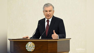 Изрображение 'Президент поручил в организованном порядке трудоустроить за границей 100 тысяч граждан'