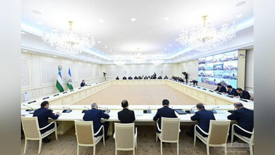 Изрображение 'Вопросы расширения спектра услуг обсуждены на совещании под председательством Президента'