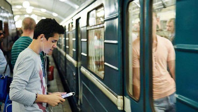 Изрображение 'Wi-Fi появился на всех станциях столичного метро'