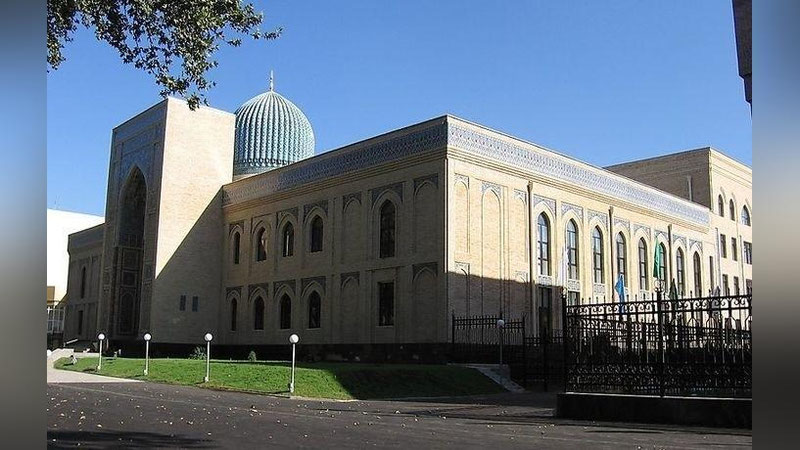 'Din ishlari bo`yicha qo`mitaning Bekobod tumani mutaxassisiga nisbatan xizmat tekshiruvi olib borilmoqda'ning rasmi