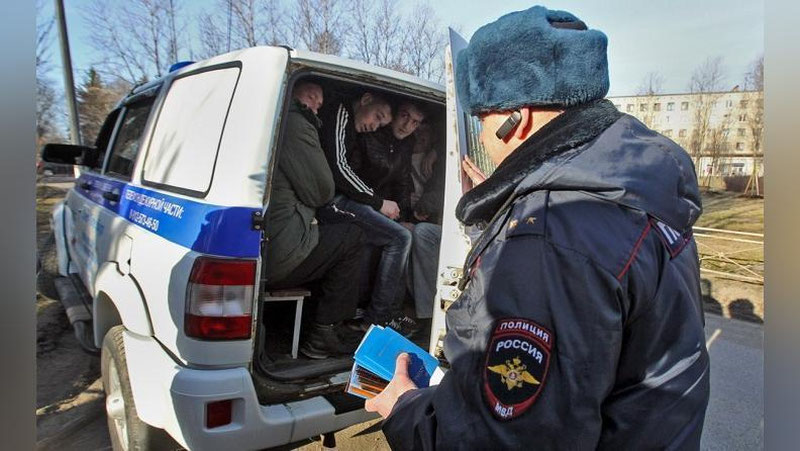 'Rossiya polisiyasiga O`zbekiston fuqarolarini hibsga olish va chiqarib yuborish taqiqlandi'ning rasmi