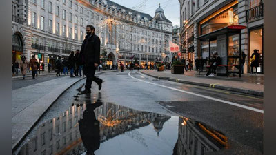 'Olimlar COVIDning yangi turi sabab Buyuk Britaniyada o`limning ko`payishi haqida ogohlantirmoqda'ning rasmi