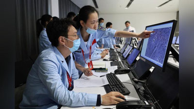 'Xitoy birinchi marta Marsga o`z kosmik kemasini qo`ndirdi(Fotoreportaj)'ning rasmi