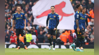 'Роналду Англия Премьер-Лигасидаги 100-голини урди'ning rasmi